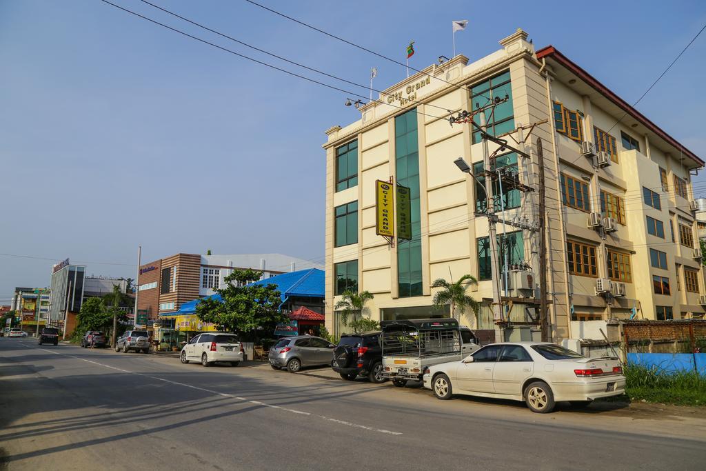 City Grand Hotel Mandalaj Kültér fotó
