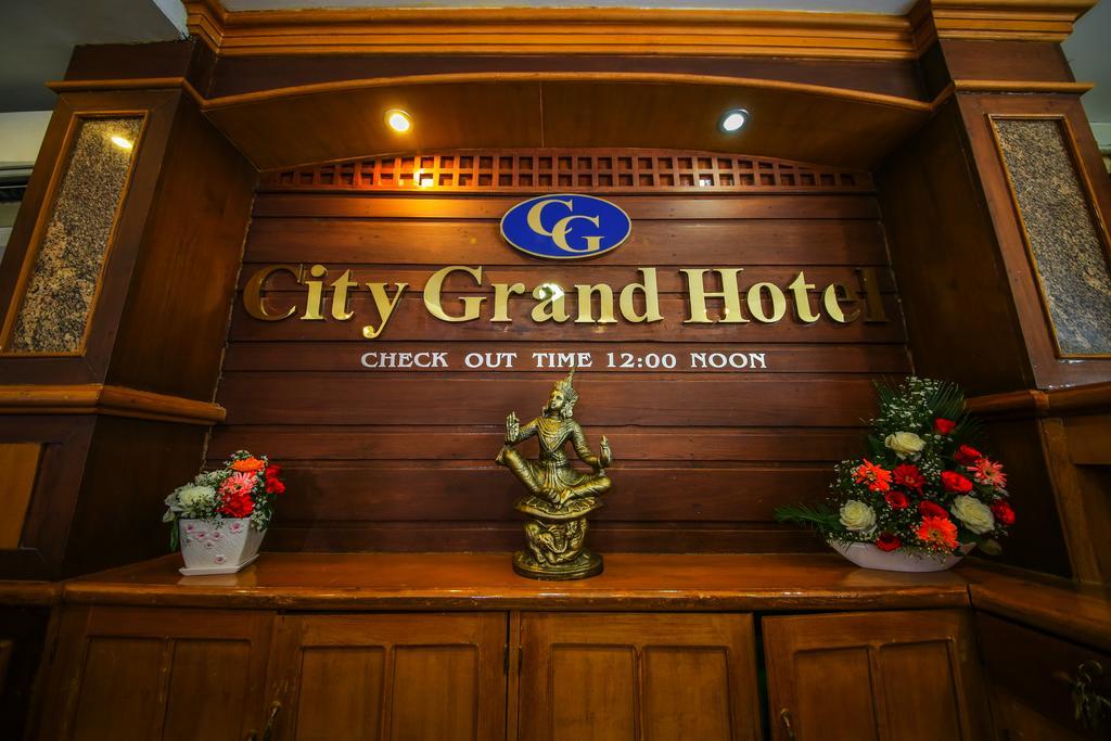 City Grand Hotel Mandalaj Kültér fotó