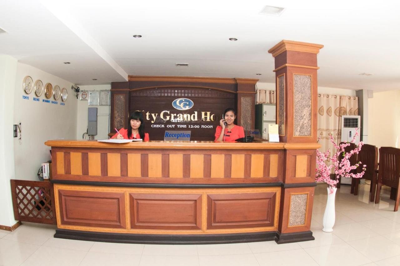 City Grand Hotel Mandalaj Kültér fotó