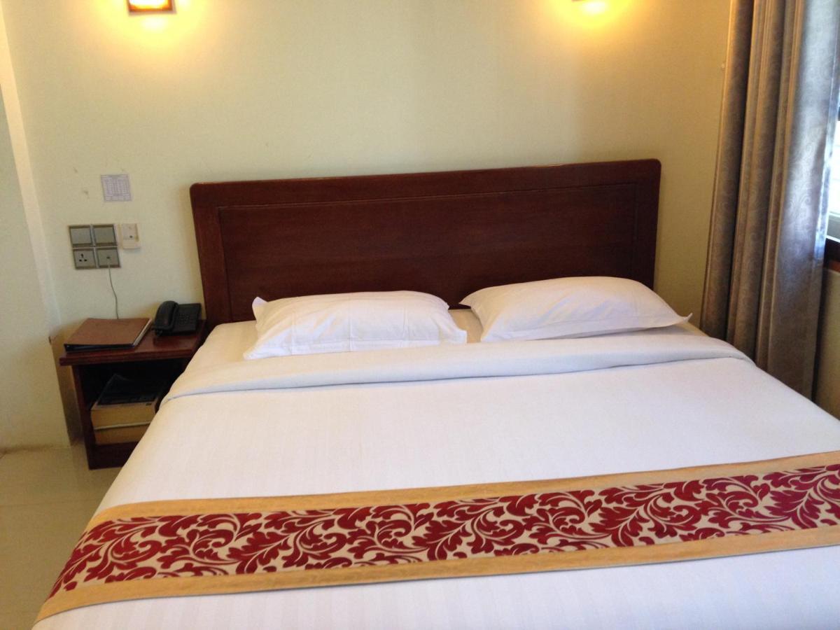 City Grand Hotel Mandalaj Kültér fotó